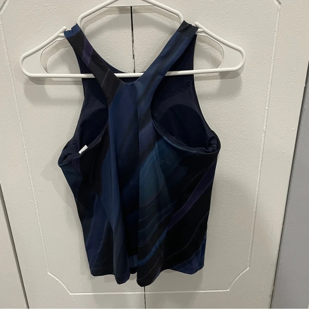 Athleta Blue and Black Lightening Print Support Top - Picture 4 of 10